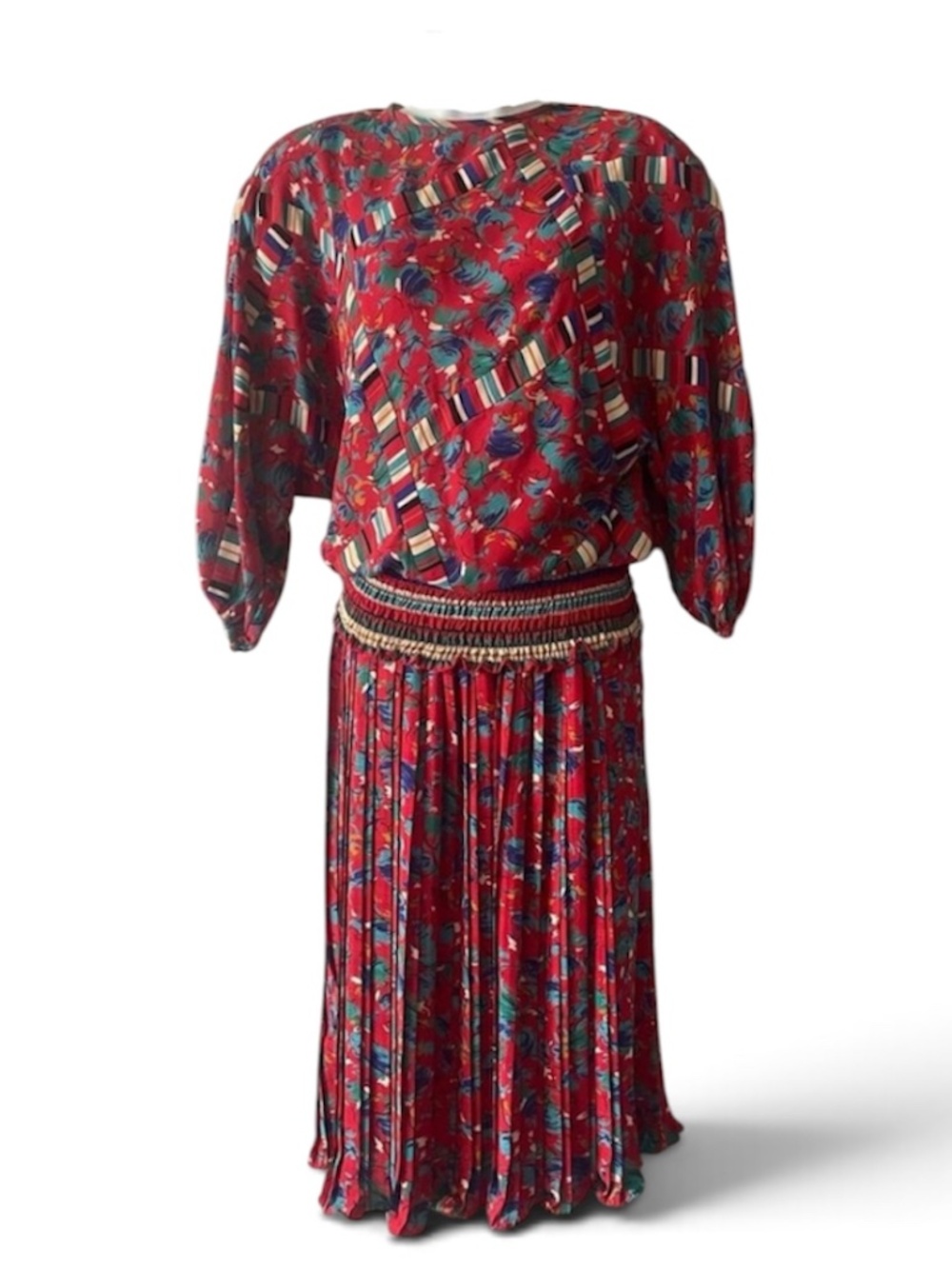 Susan Freis Vintage Floral Skirt Outfit